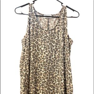 Like new size XL classy tank